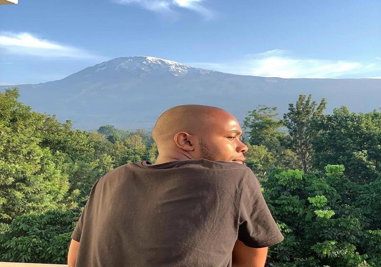 Kilimanjaro White House Hotel Моші Екстер'єр фото
